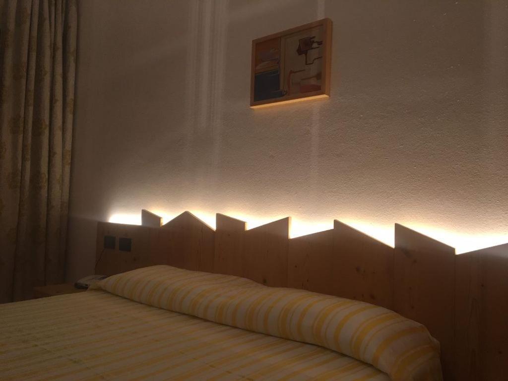פדבנה Albergo Croce D'Aune מראה חיצוני תמונה