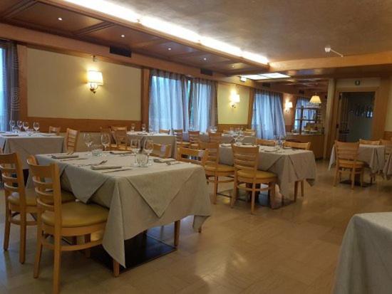 פדבנה Albergo Croce D'Aune מראה חיצוני תמונה